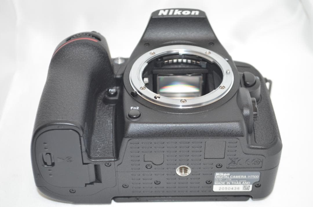滅多にないシャッター数4400回以下 Nikon D7500☆Wi-Fi搭載