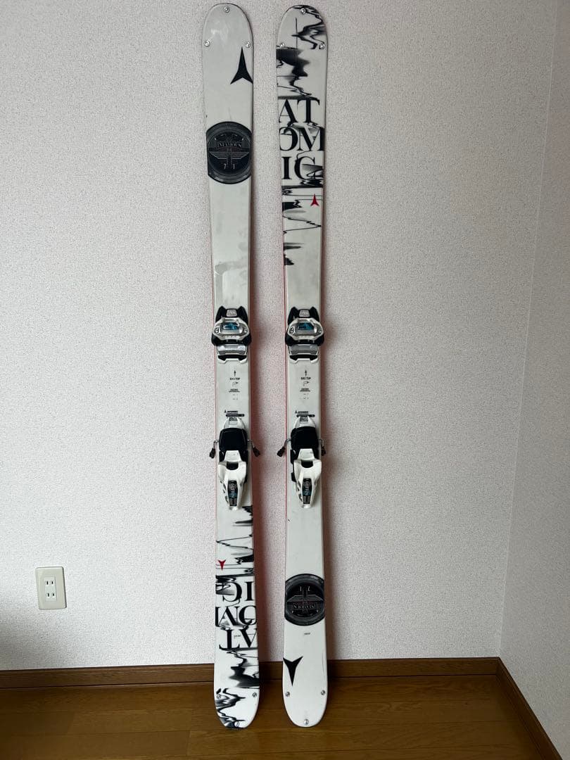 ATOMIC INFAMOUS スキー板　ビンディング付き
