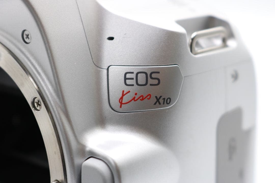 美品 【Canon EOS Kiss X10 レンズセット】 Wi-Fi搭載