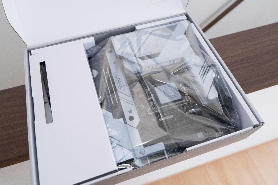 マザーボード ASUS ROG STRIX Z690-A GAMING WIFI D4