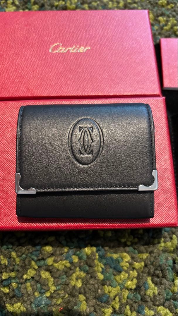 <付属品付き>Cartier ケース 黒 レザー