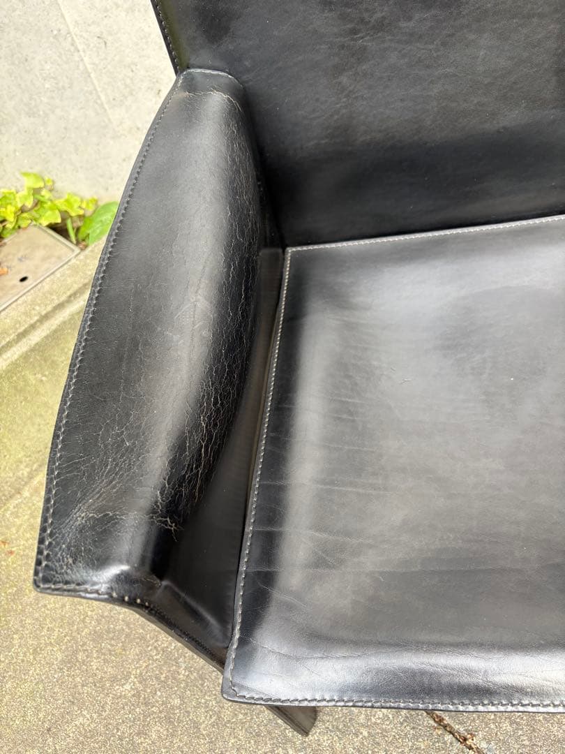 Italia BUSNELLI 本革　アームチェア