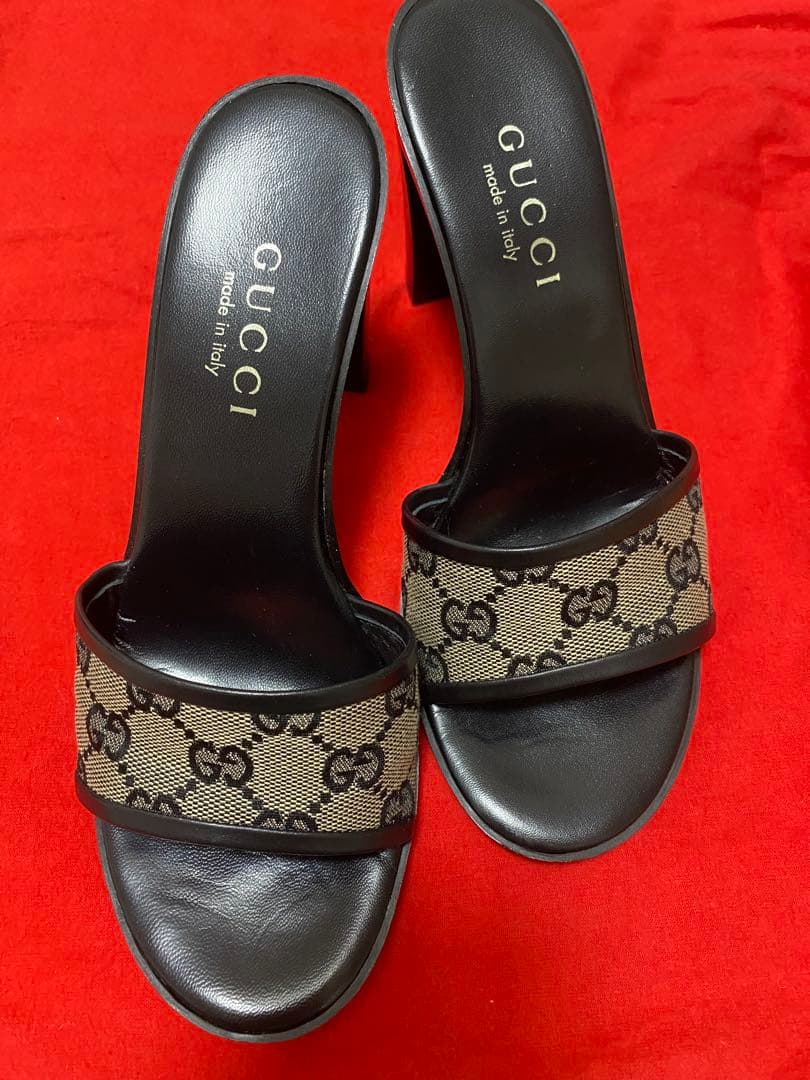 GUCCIグッチ　サンダル　ミュール