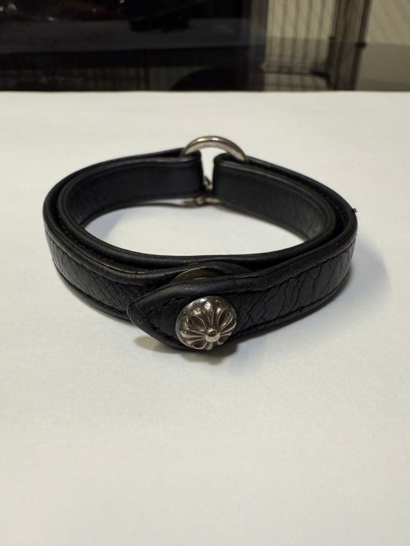 クロムハーツ　レザーブレスレット　クロスチャーム