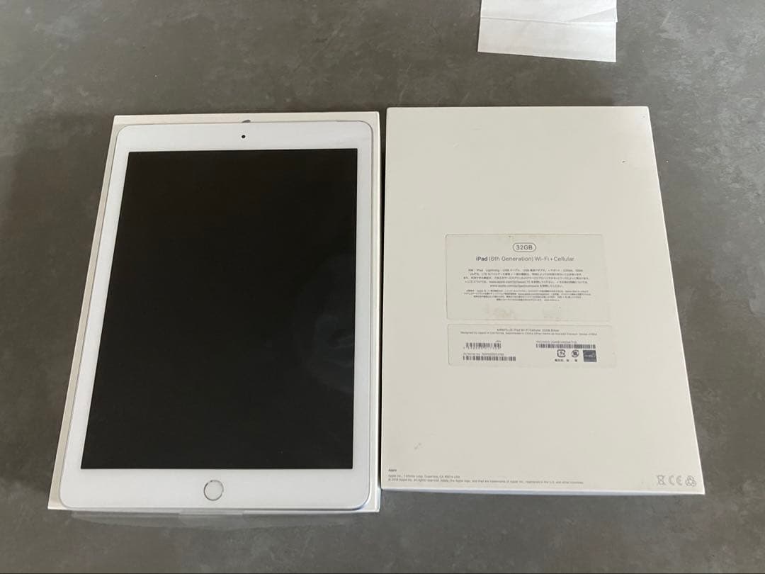iPad (第6世代) 本体　訳ありジャンク品　美品（新品）