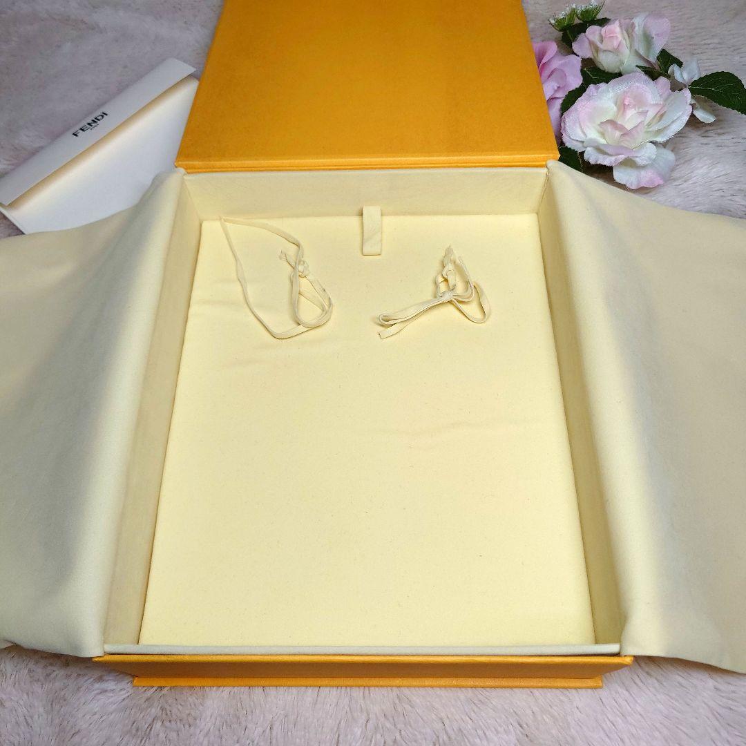 FENDI バゲット ネックレス 目黒蓮さん着用 FF チェーン シルバー