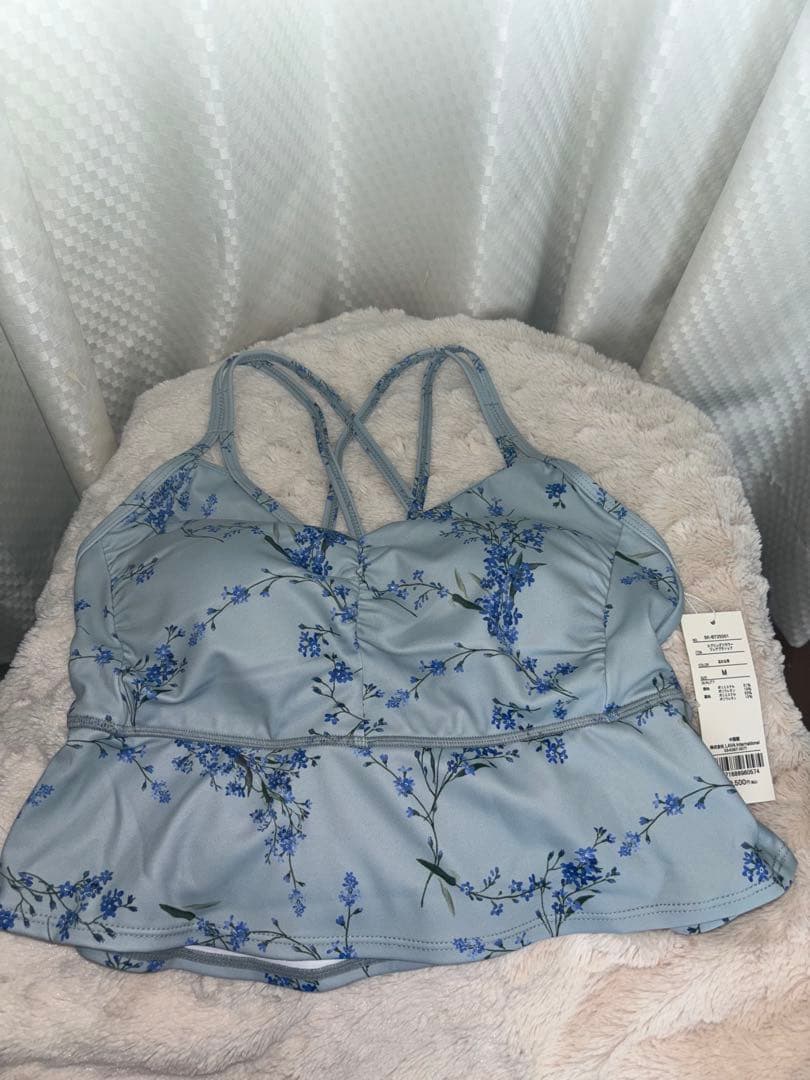 《ヨガウェア》SUKALA スプリングフラワー　フレアブラトップ　忘れな草