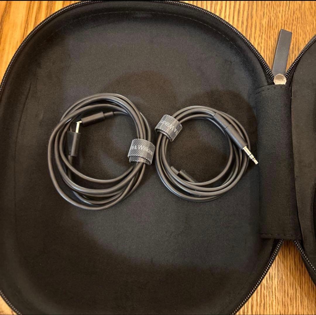 Bowers & Wilkins Px8 ワイヤレスヘッドホン　ブラック　B&W