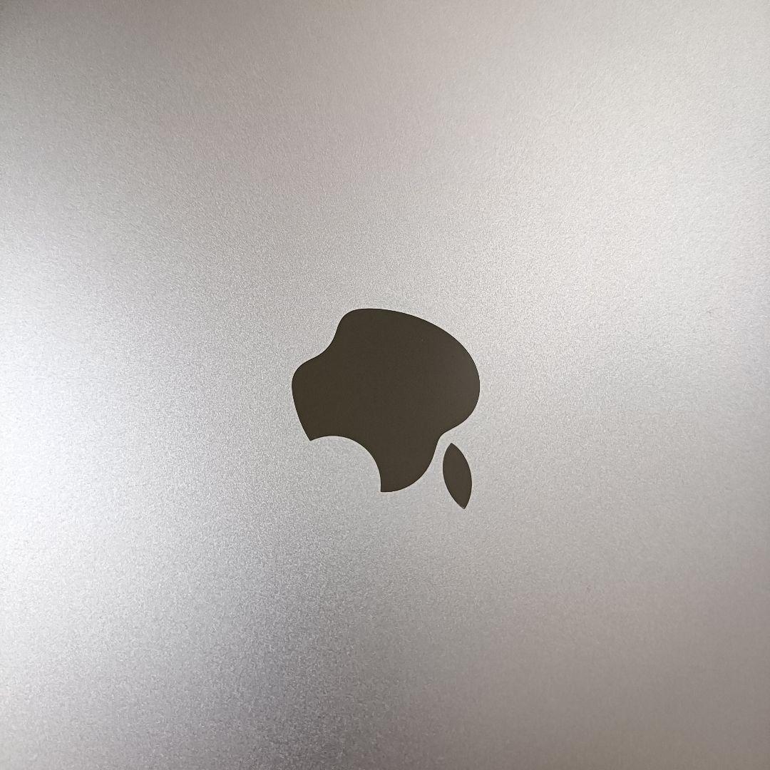 美品 MacBook Pro 15インチ 2017 スペースグレイ Apple