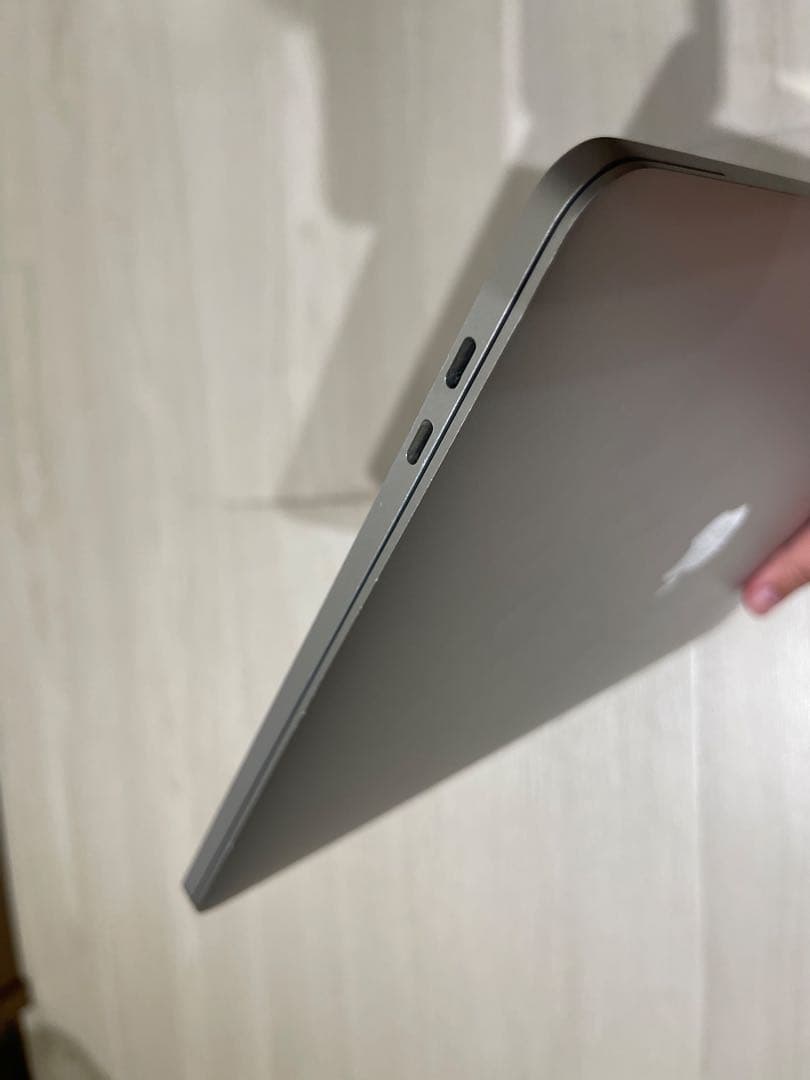 MacBook本体 Macbook Pro 2020 i5 2.0GHz 16GB 512GB