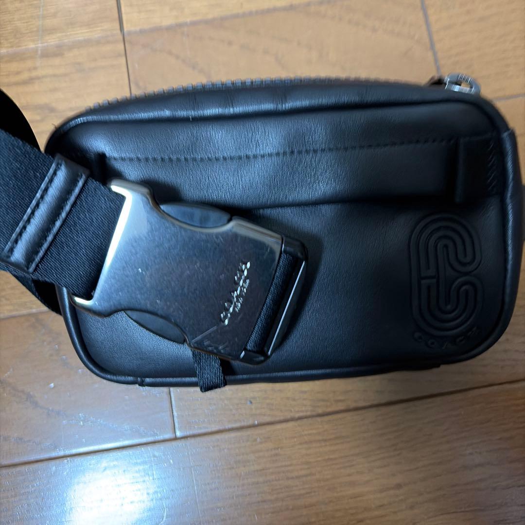 COACH ボディバッグ ブラック