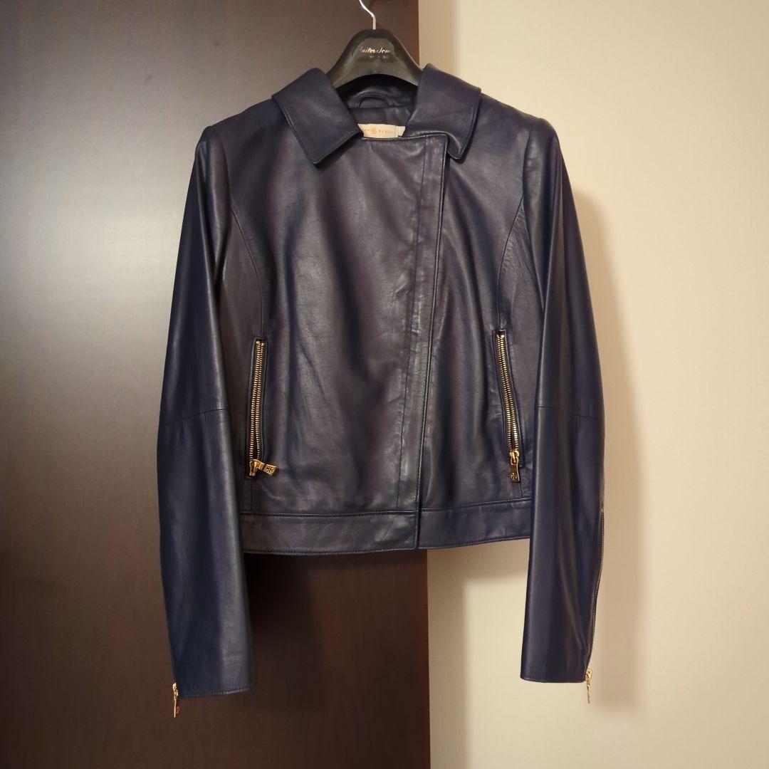 トリーバーチ革ジャン