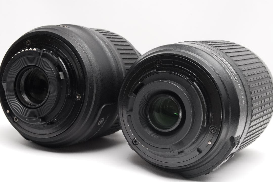 Nikon D3000 ✨️ S数新品級 ダブルレンズ 外箱付 スマホ転送✨️