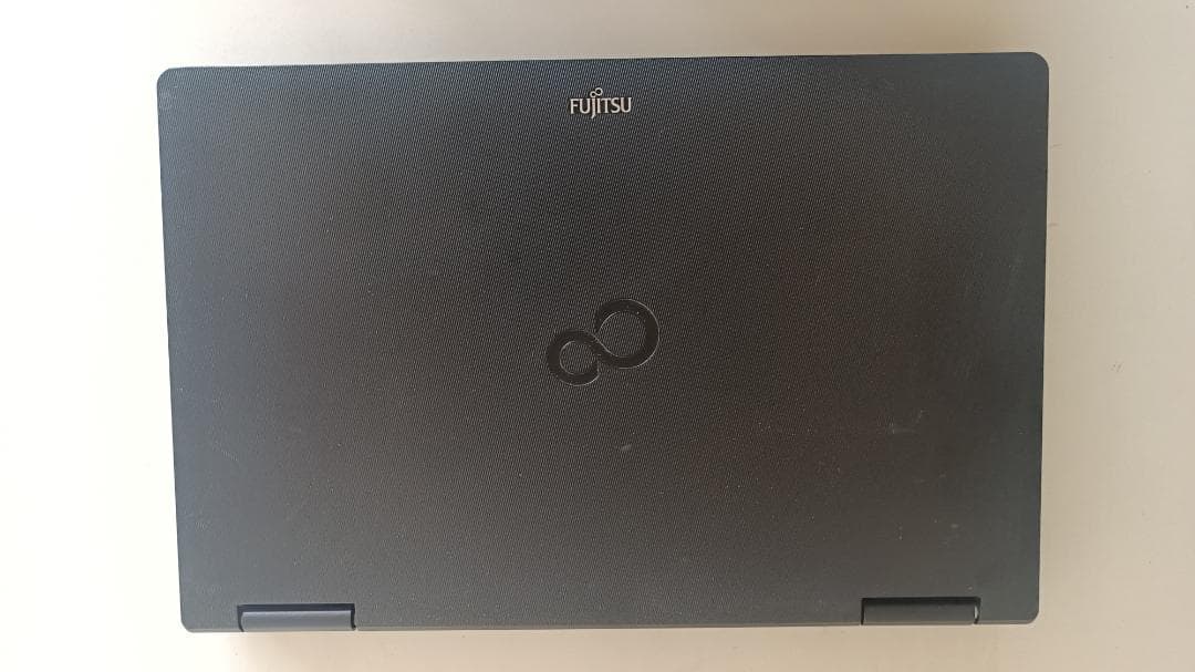 ノートパソコン FUJITSU Core i5 SSD128G メモリ 8G