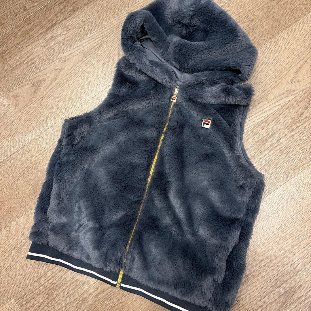 新品　フィラ　FILA ファー　フードベスト　スコート　セットアップ　L XL