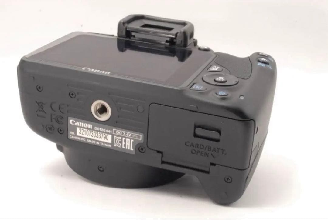 ✨S数1150枚✨Canon kiss X7 極美品 軽量 カメラデビューの方◎