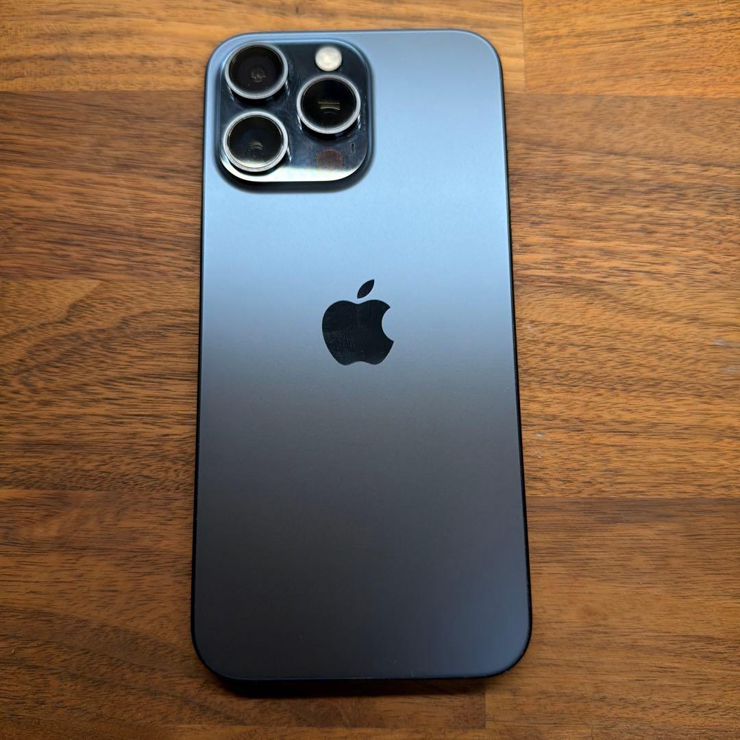 海外版 Apple iPhone 15 Pro Max