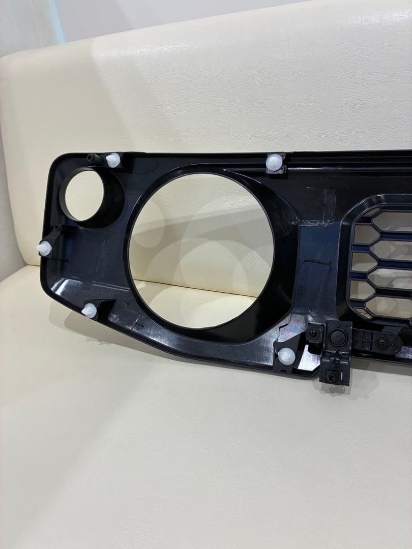 ジムニー　フロントグリル　グレー