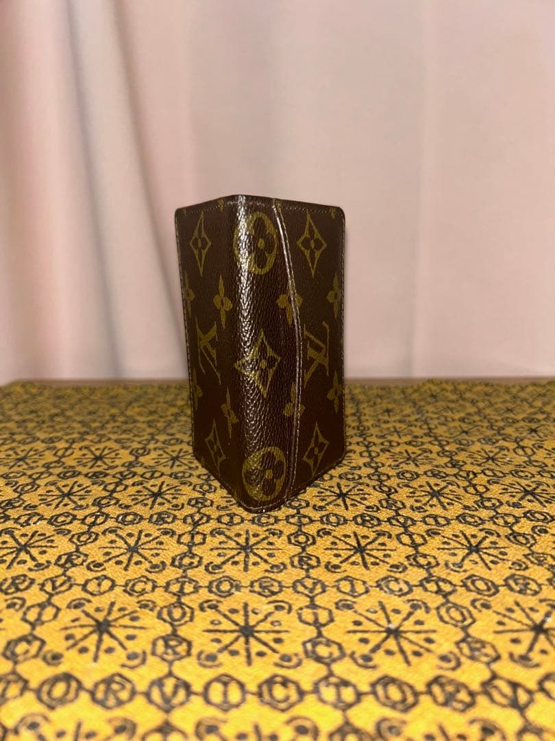 ヴィトン　名刺入れ　ポルトカルトヴィジット