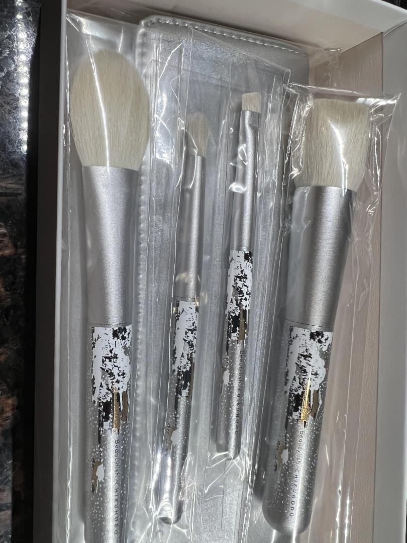 2024冬 Chikuhodoチクホウドウ 竹宝堂の京都冬蒔絵化粧筆コレクション