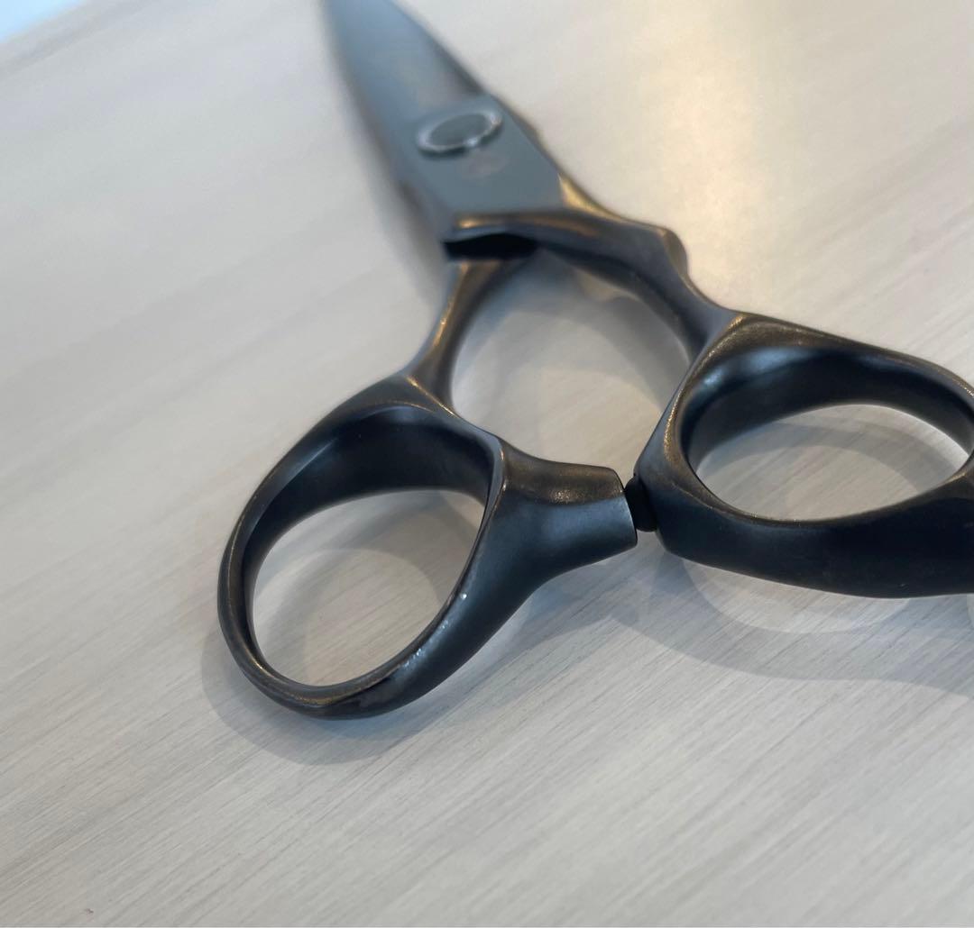 ミズタニシザーズ アクロKL ブラックケビン・ラッチマンモデルシザー 6.6