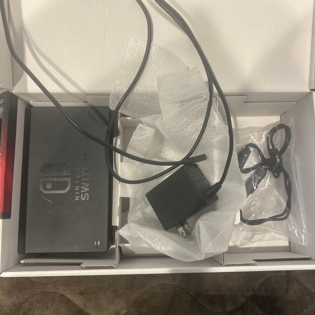 ネ*コ様 Nintendo Switch 本体 ジャンク品 おまけでカセットつき