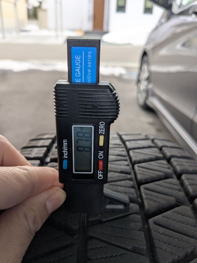 Z*ー様 2023年製　ブリジストン　DM-V3 225/65R17