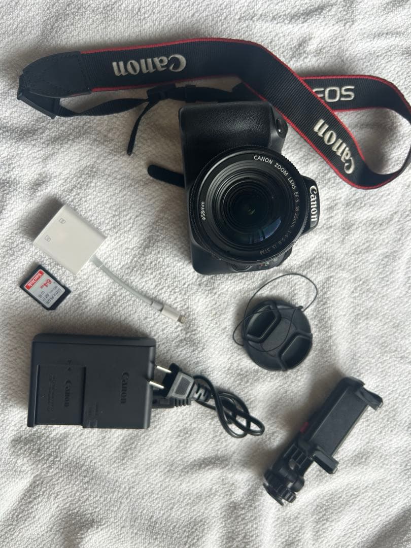 canon kiss x9 カメラ バッテリー　sdカード付き