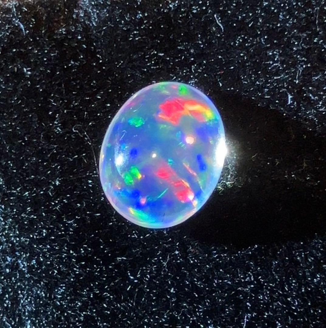 ウォーターオパール　ダイヤモンド　取り巻き　リング　指輪　プラチナ　pt950