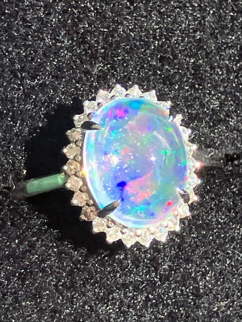 ウォーターオパール　ダイヤモンド　取り巻き　リング　指輪　プラチナ　pt950