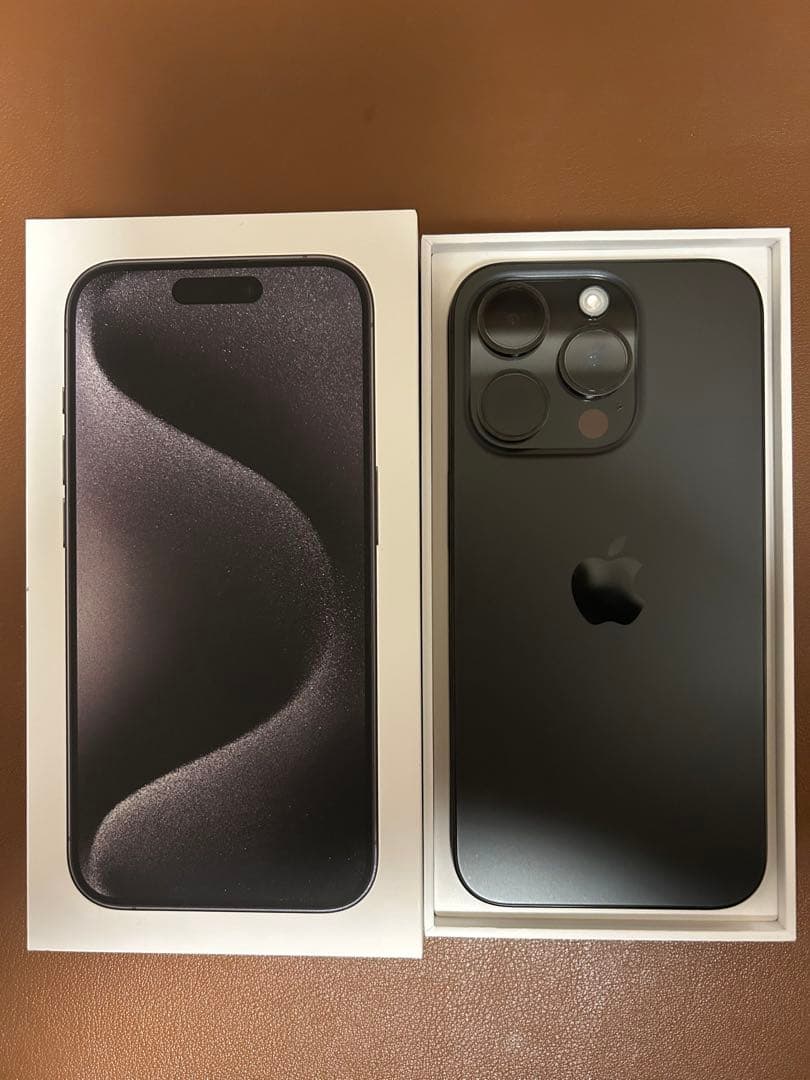 Apple iPhone 15 Pro 256GB スペースブラックSIMフリー