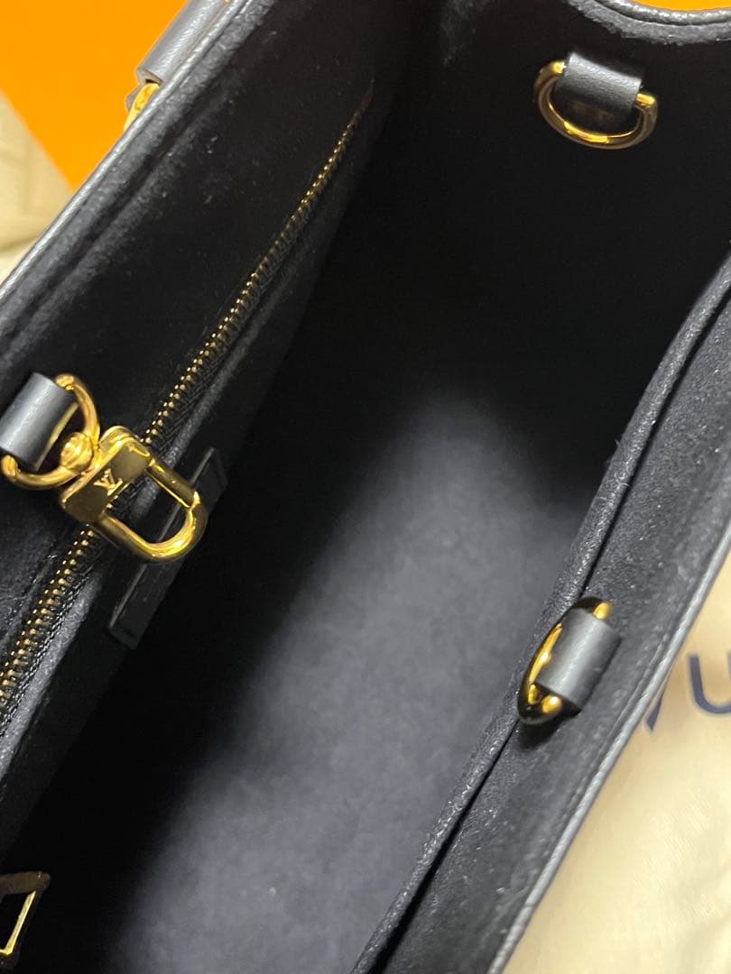 新品同様　美品　ルイヴィトン　モノグラム アンプラント　 オンザゴー　PM