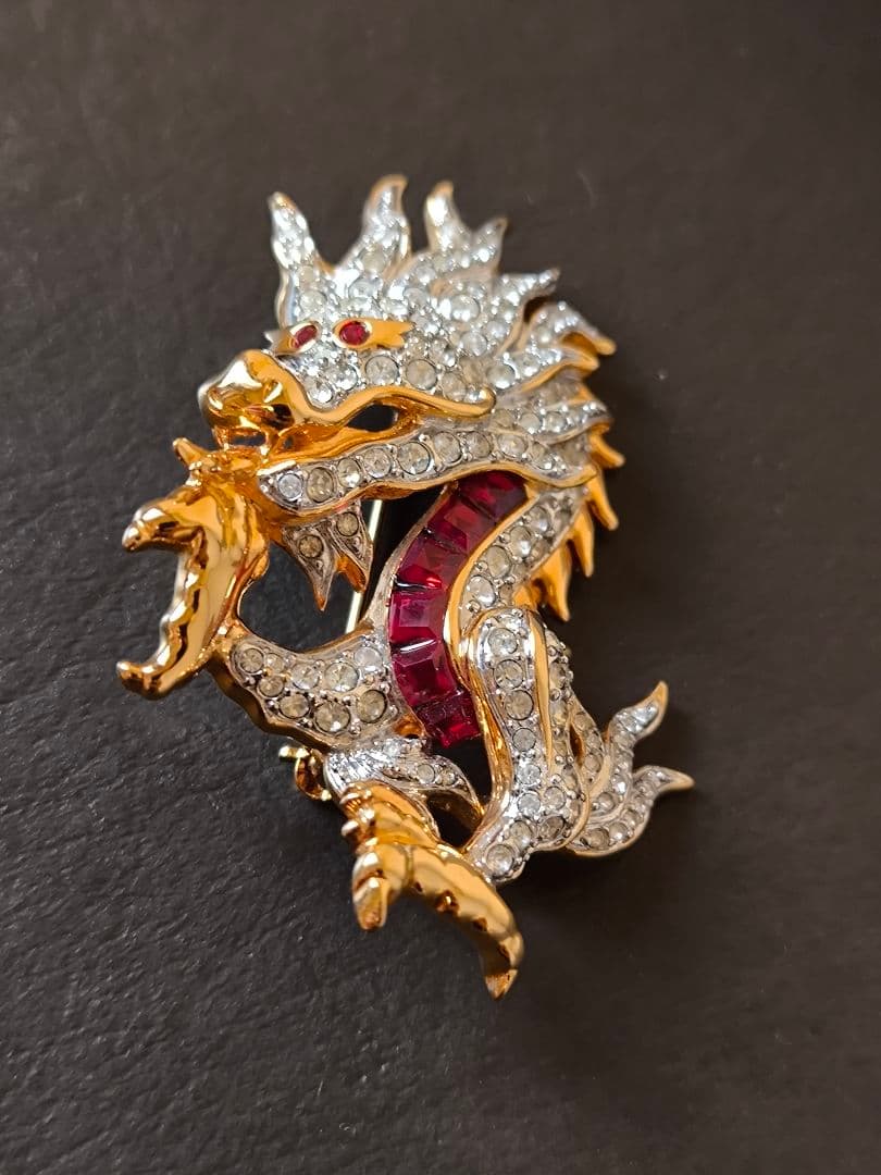 希少 SWAROVSKI スワロフスキー ブローチ ドラゴン 竜 龍