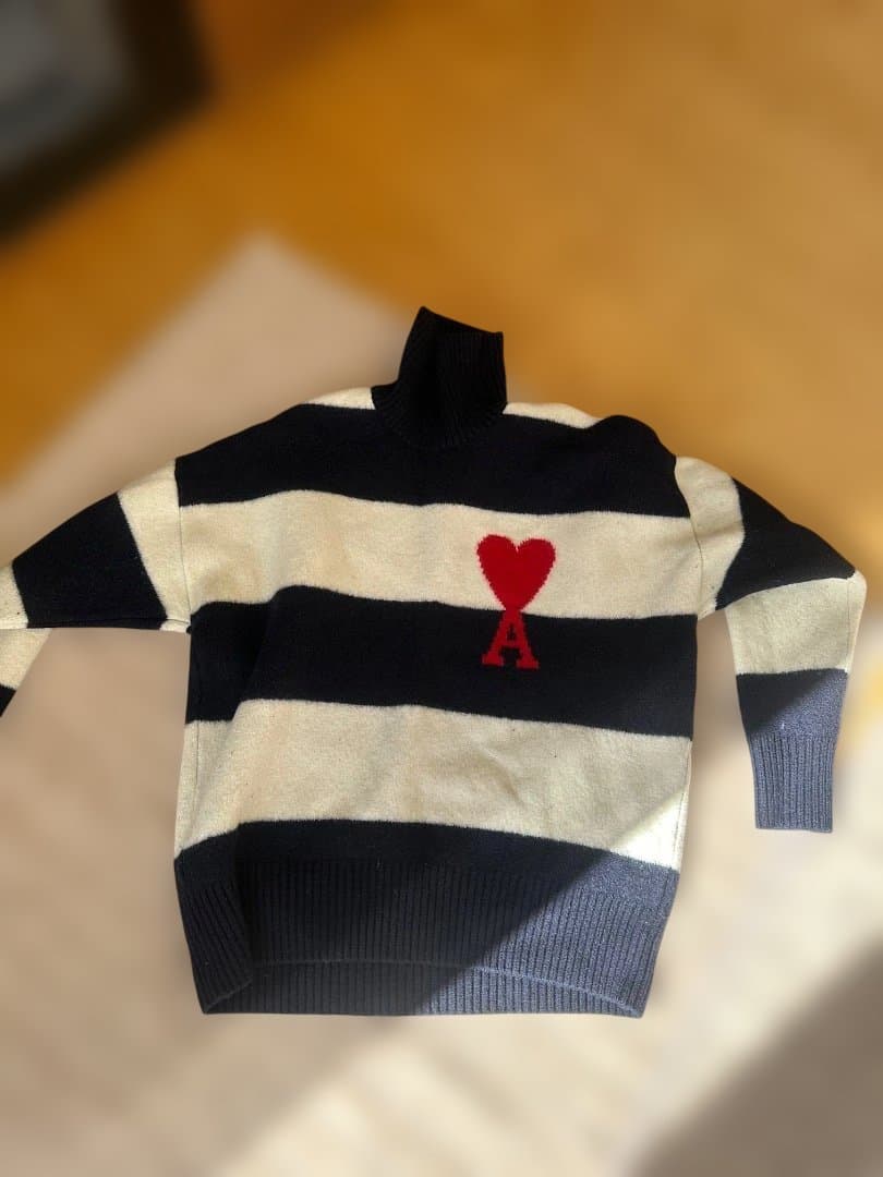 さ*ん様 ami Paris 正規品 限定 セーター