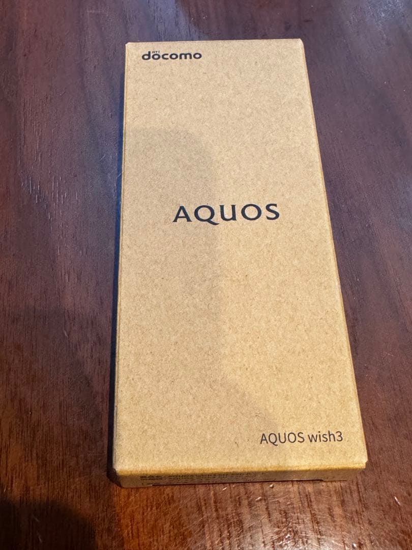 docomo AQUOS wish3 本体 ブラック