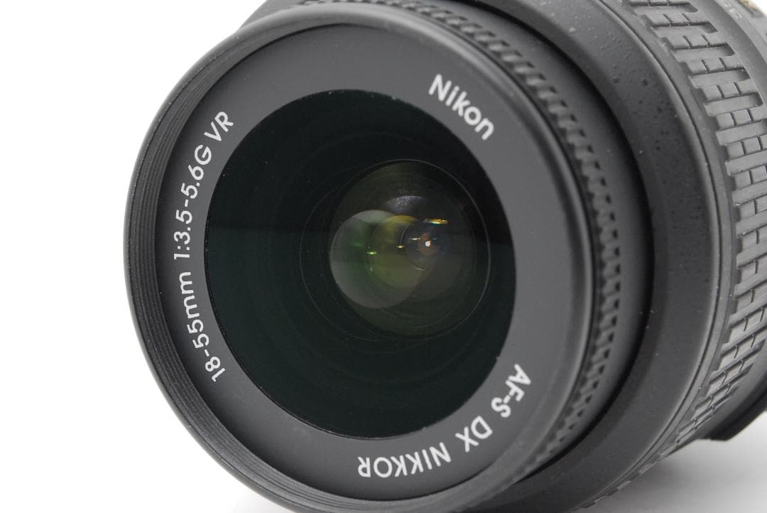 【新品級ショット数：２２１８枚】Nikon D3200　スマホ転送　希少　レッド