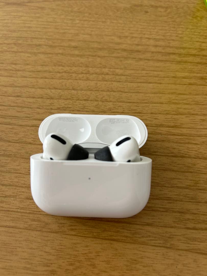 AirPods Pro1 本体ケース+両耳　外箱付属品無し