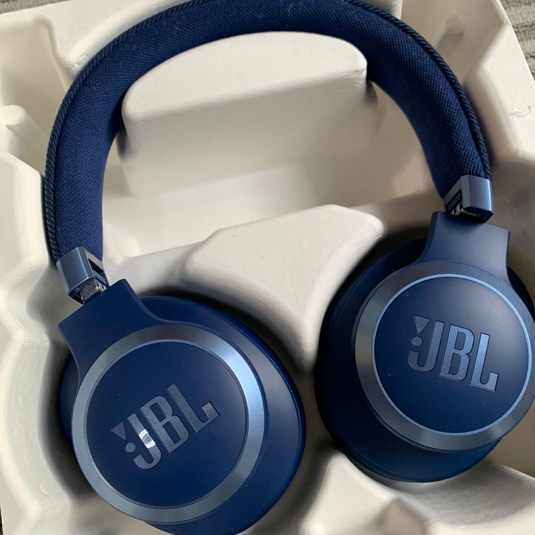 ☆美品☆JBL ワイヤレスヘッドホン LIVE770 NC