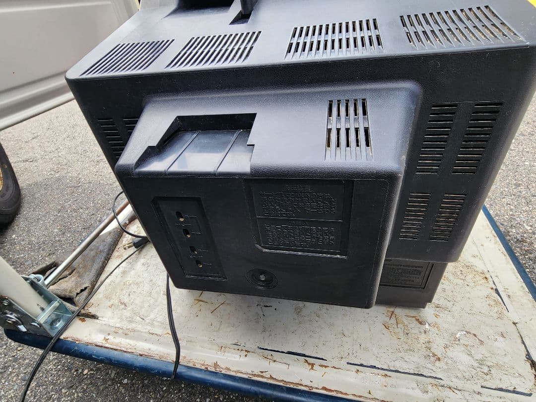 ナショナルカラーテレビ　レトロ　　ジャンク　TH14-N20画面保護ガラス付赤色