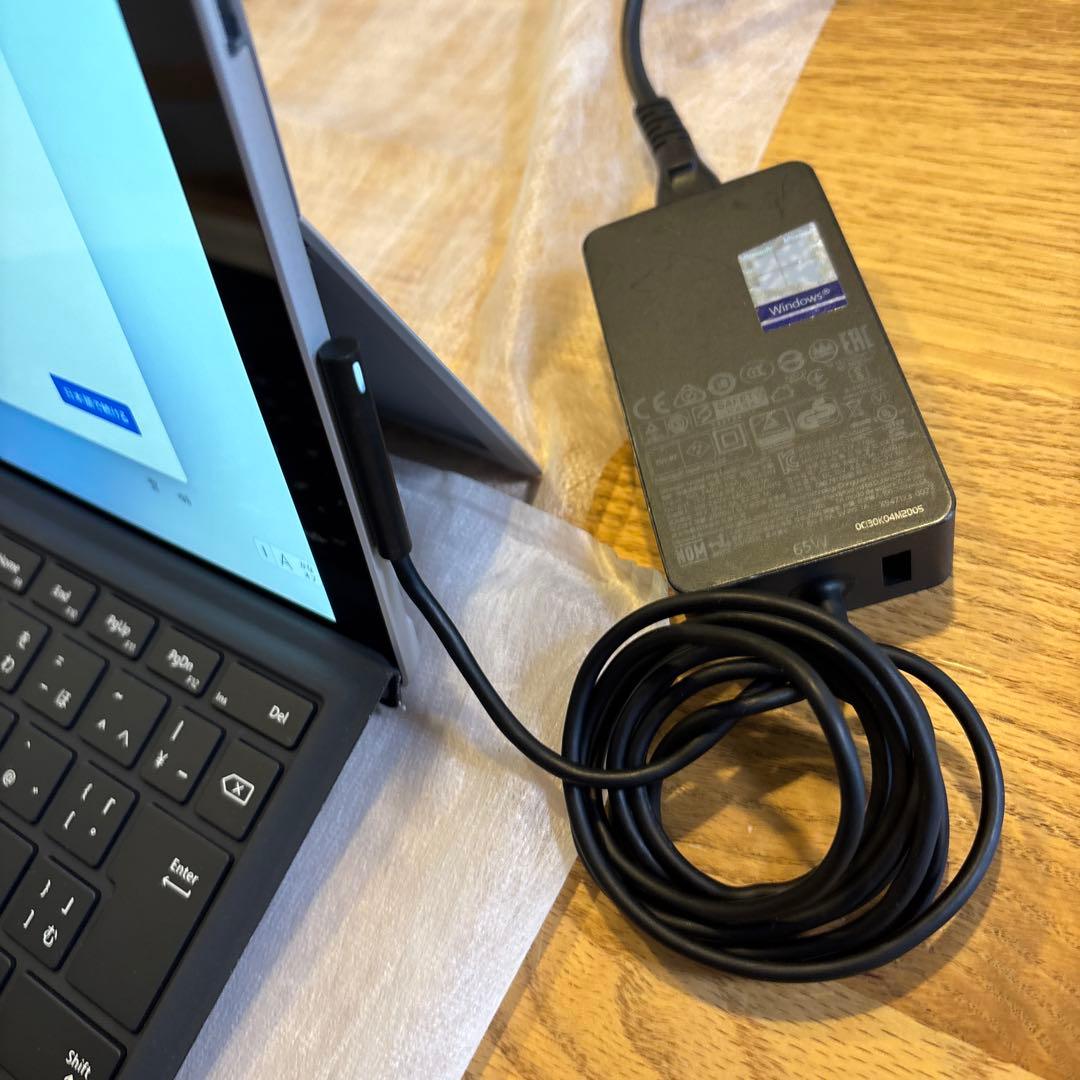 【美品】Microsoft Surface Pro 7 256GB 8GB