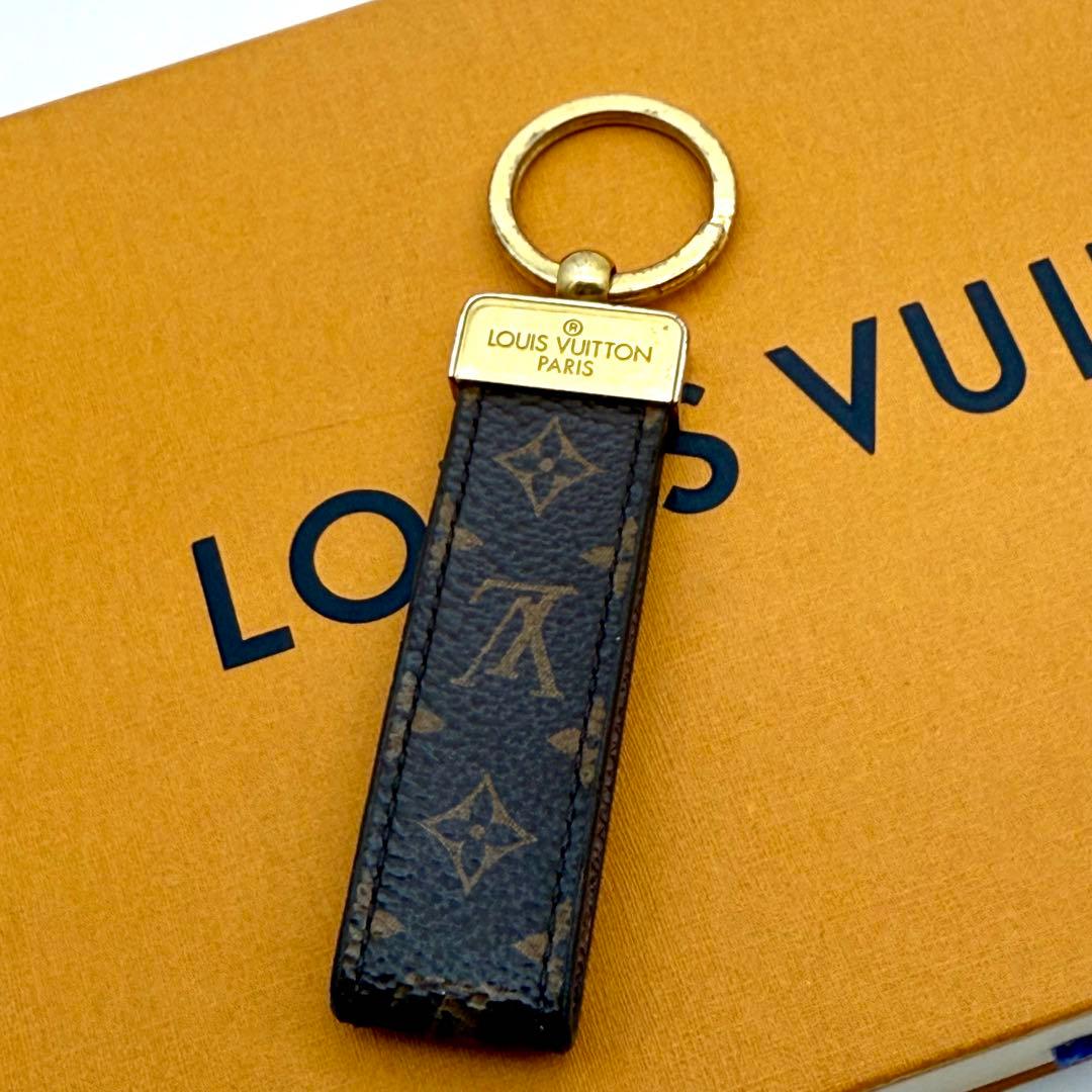 美品　ルイヴィトン　ドラゴンヌ　キーホルダー　モノグラム