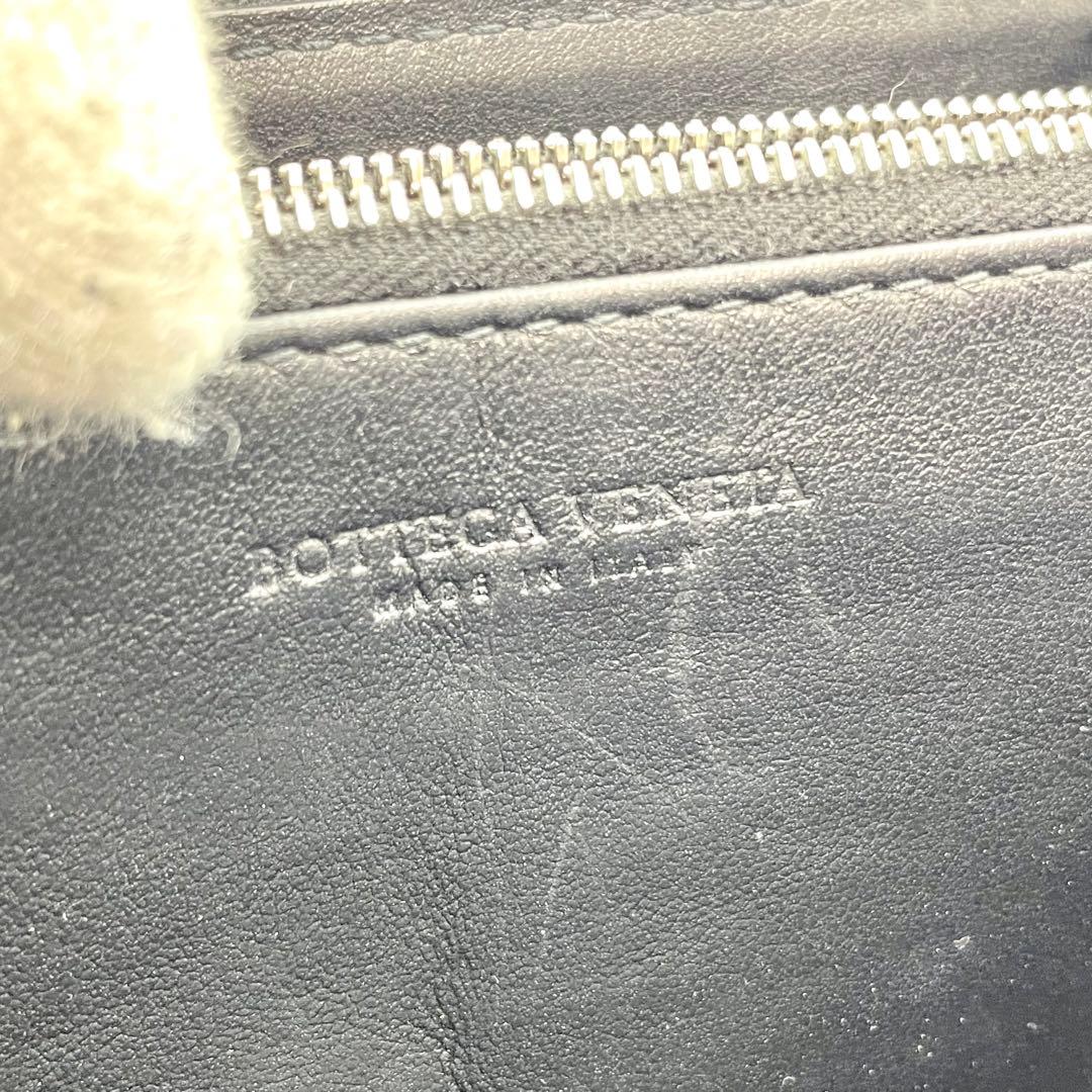 ボッテガヴェネタ　マキシイントレ　ブラック　黒　長財布RFID認証済み