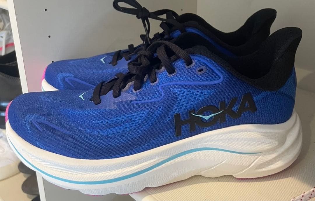 かなみら ［HOKA]ランニング靴クリフトン 10ブルー24.0cm