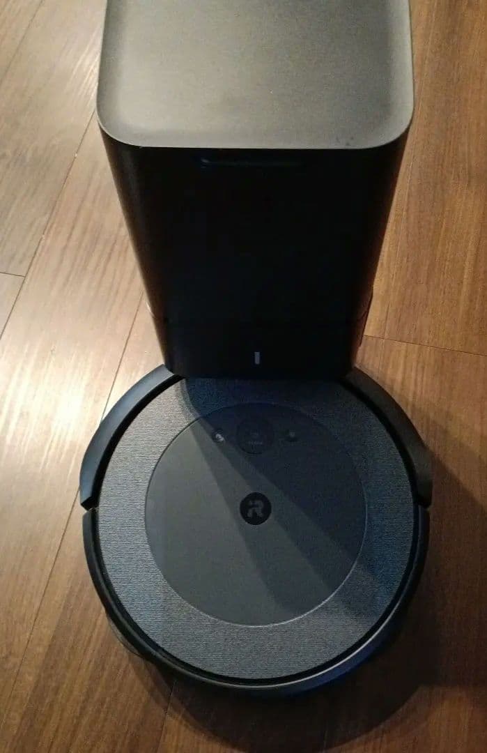 め*ん様 iRobot ルンバ j7+ ゴミ収集ドック付 Wi-Fi対応 クリー