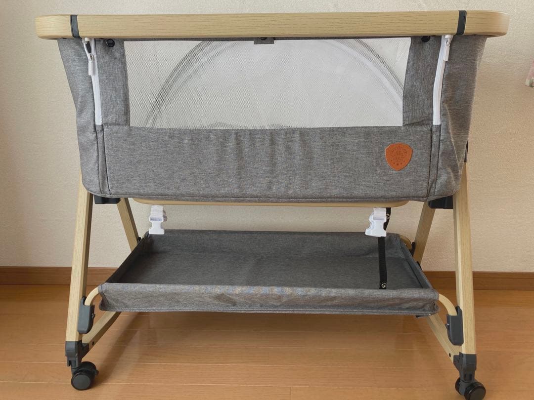 【美品】HZDMJ折りたたみベビーベッド グレー