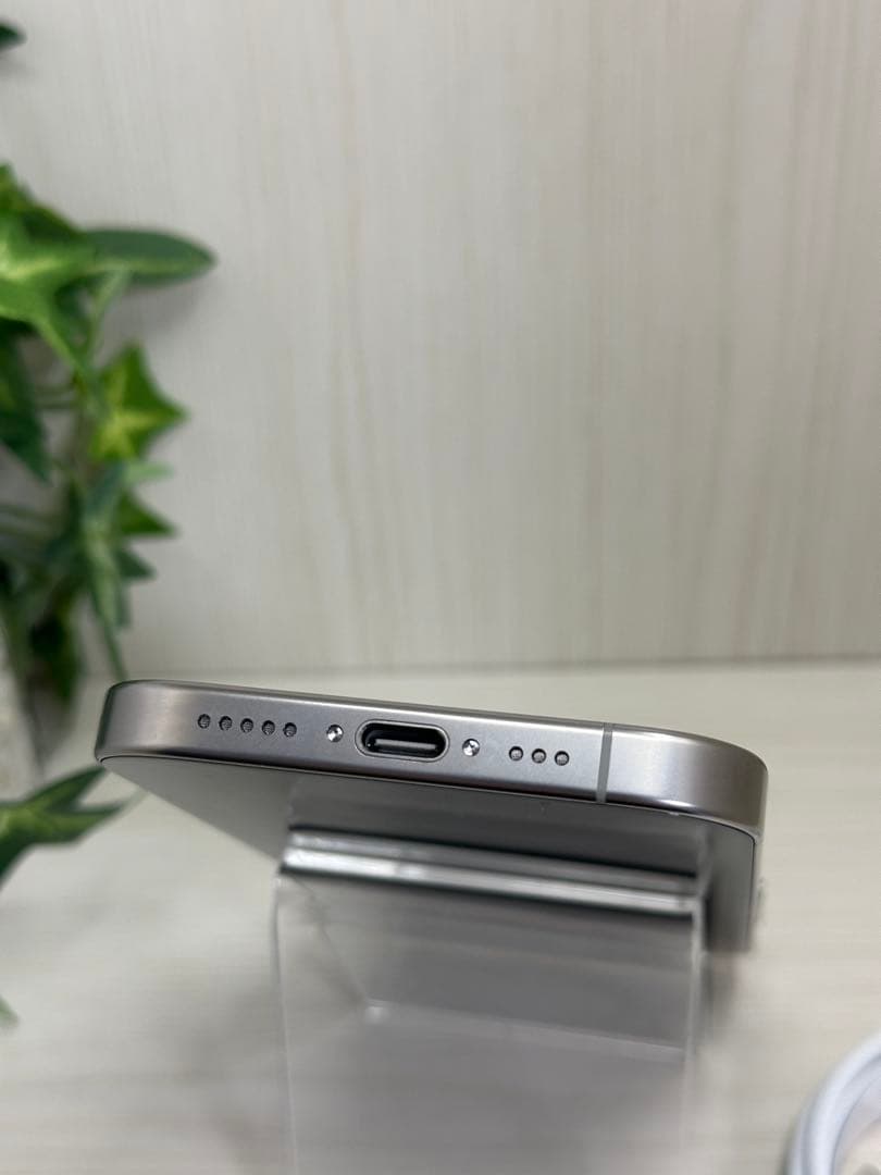 ✨iPhone 16 Pro 256GB ナチュラル✨純正バッテリー100%