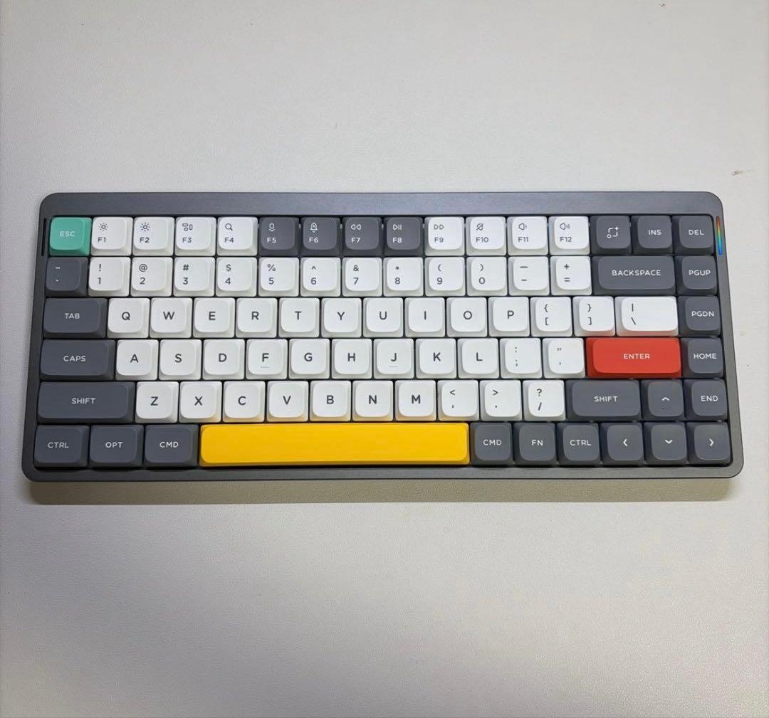 NuPhy Air75 V2 グレー 赤軸 US配列