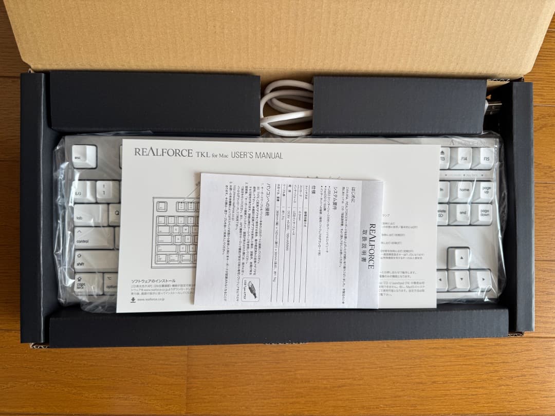 REALFORCE TKL for Mac　R2TL-JPVM-WH