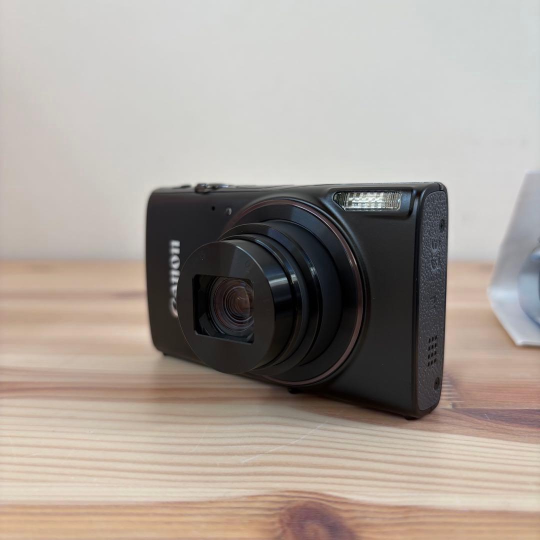 極美品　Canon キャノン　コンパクトデジタルカメラ　IXY 650 ブラック