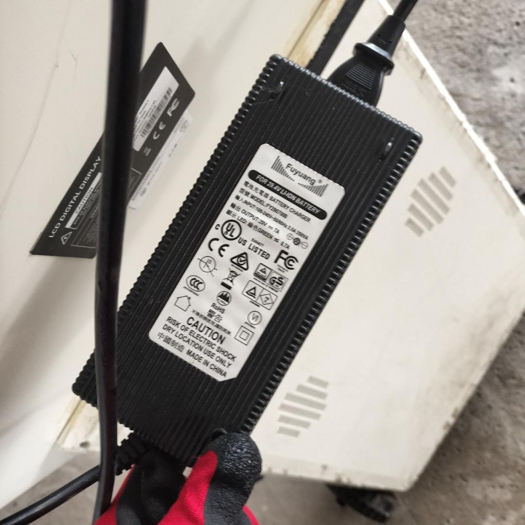 工人舎 デジタルサイネージ 43WH1Android搭載 訳アリ